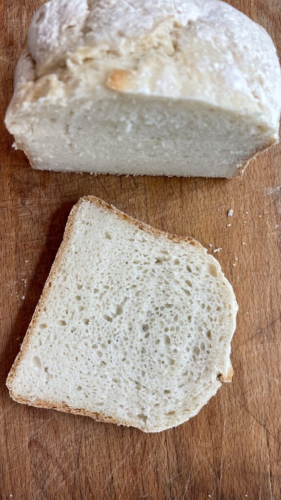 Pane senza glutine con macchina del pane 