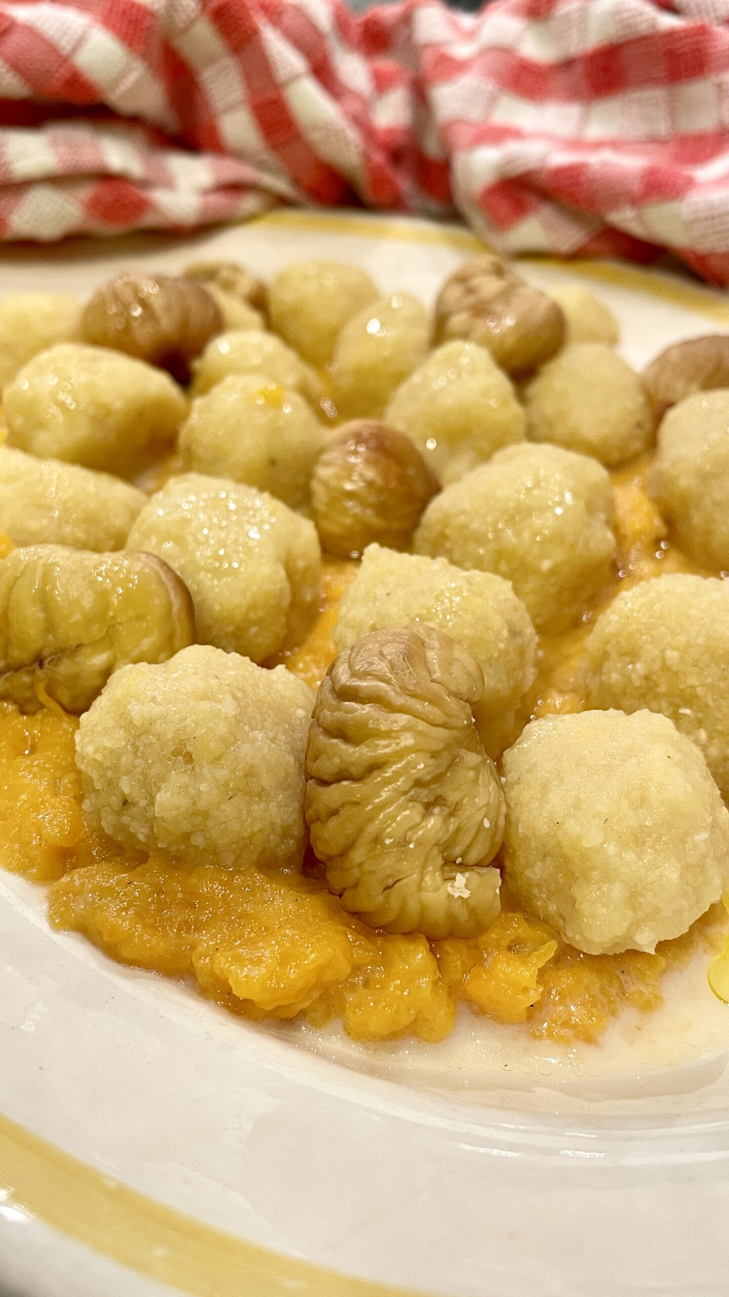 Gnocchi Di Ceci Zucca E Castagne